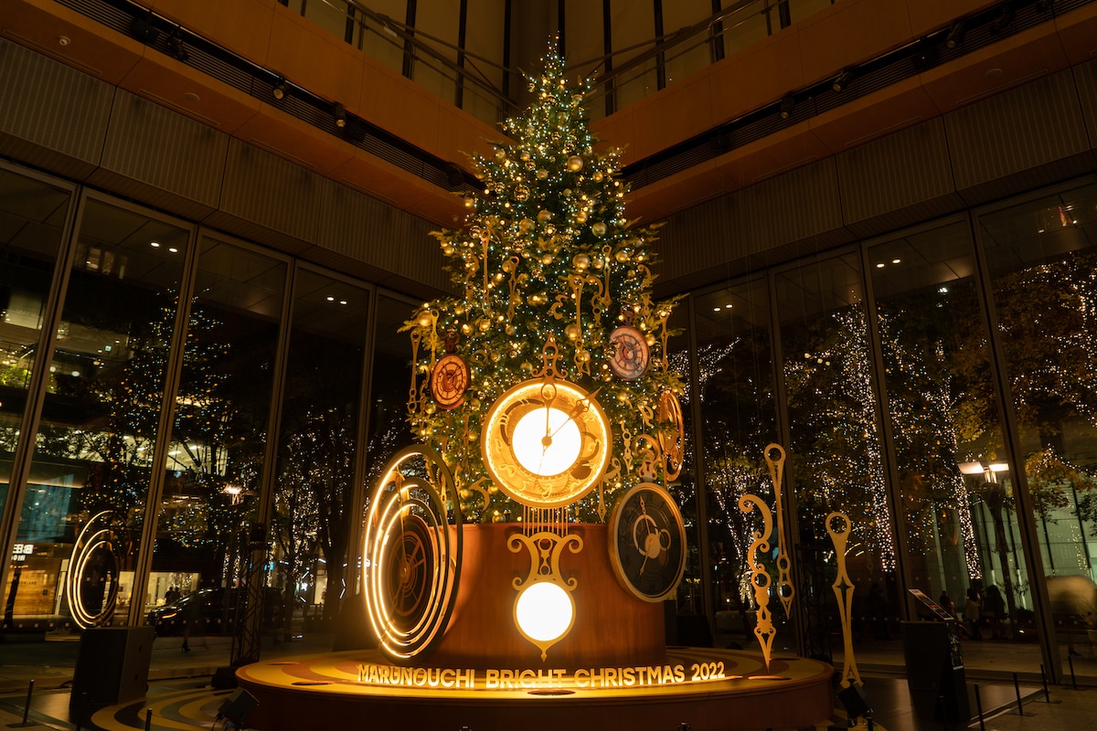 クリスマスの予定は決まった？華やかな「丸の内イルミネーション」がデートに最適！ 1 2東京カレンダー最新のグルメ、洗練されたライフスタイル情報