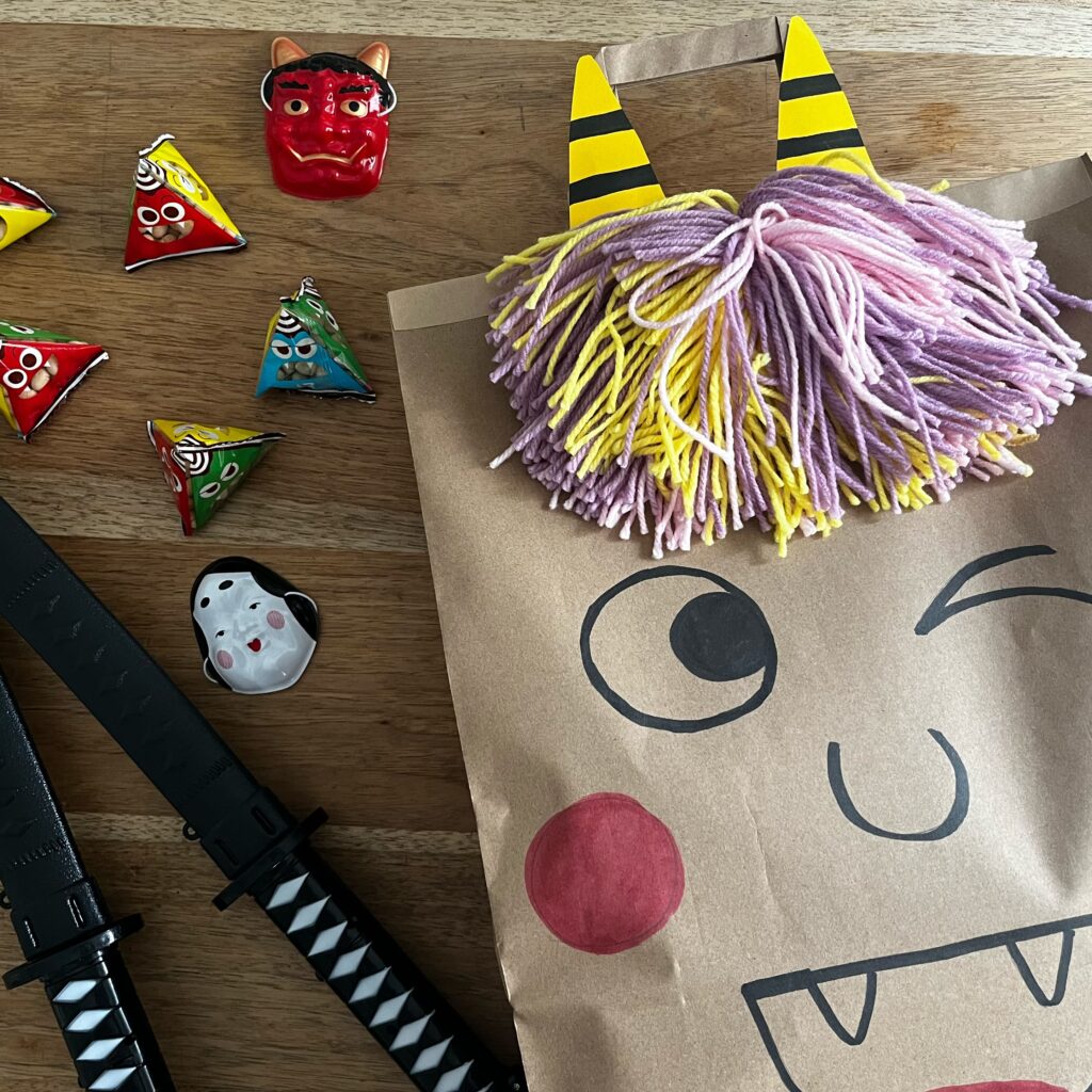 100均グッズで簡単手作り！「ピニャータ」で、ハロウィンを盛り上げよう! 工作レシピUZUZU