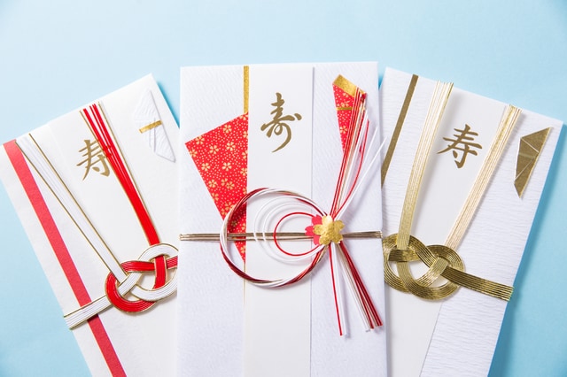 結婚祝いのご祝儀の贈り方マナー完全解説。ご祝儀袋の選び方、書き方、包み方、お札の入れ方、渡し方、お祝い金額相場まですべて網羅