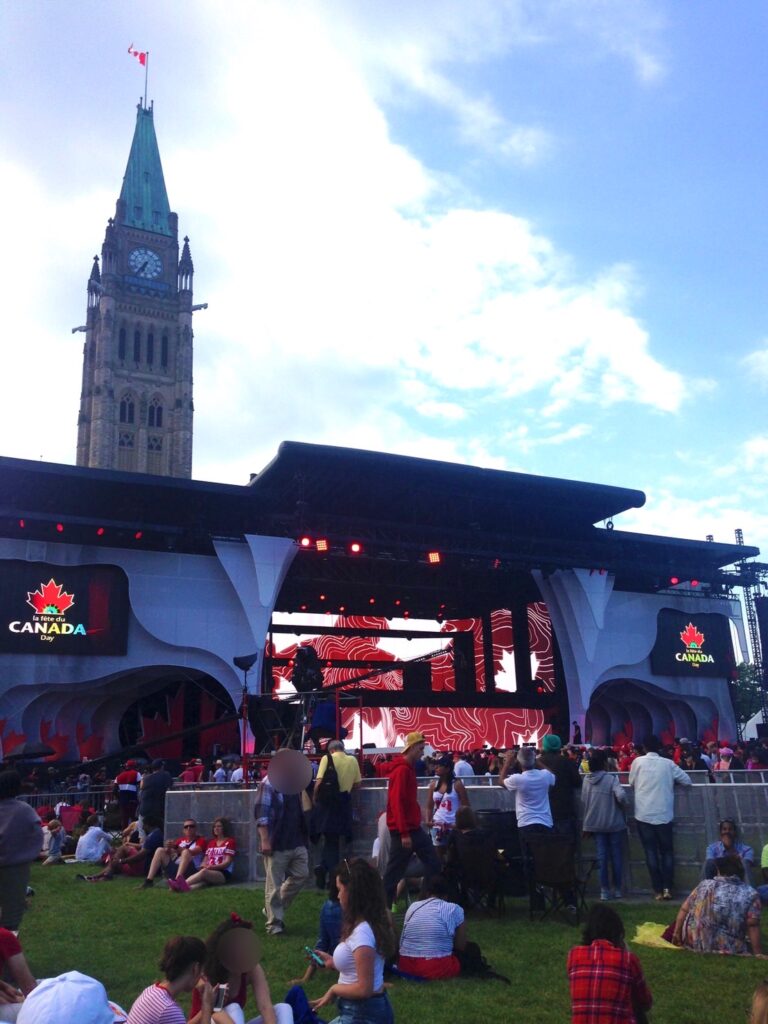 カナダデー」の37万点のロイヤリティフリー画像、写真素材、絵Shutterstock