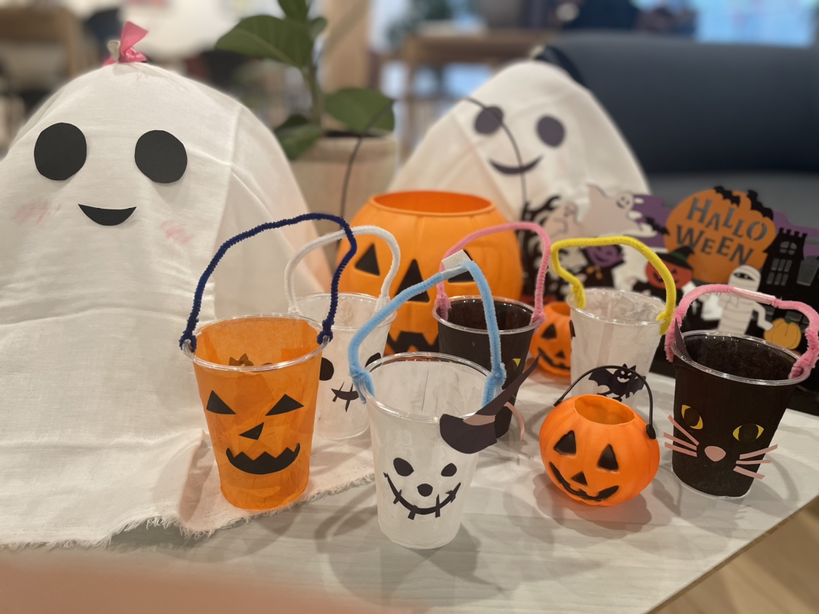 Amazon.co.jp: ハロウィンクラフトリボン16.6フィート ハロウィン装飾ラッピングリボン - クラフトリボン、ハロウィンテーマパンプキンスカルリボンクラフト、ハロウィンラッピング、ホームデコレーション用 : Hobbies