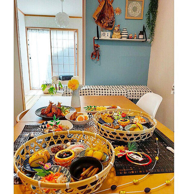 プロが教えるお正月のコーディネート。3つのコツでおしゃれ＆華やかに！三越伊勢丹の食メディアFOODIE フーディー