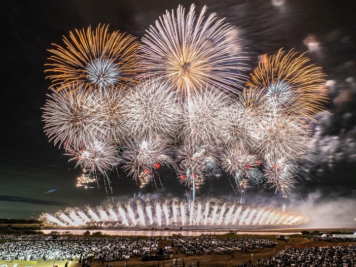 関東・伊豆エリア 近くの貸別荘でゆっくり滞在できる！おすすめ花火大会3選〜 2025年の各地を彩る花火大会もピックアップ！〜季節のおすすめ公式リソルステイ ー 貸別荘で、暮らすように泊まる