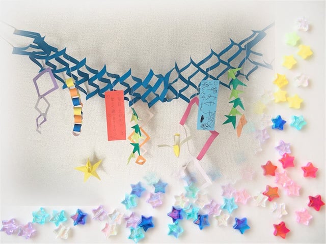 七夕飾りの折り紙。簡単でかわいい＆おしゃれな作り方。保育園や幼稚園のこどもの6月7月の手作り製作にも最適です。おりがみっこⅡ