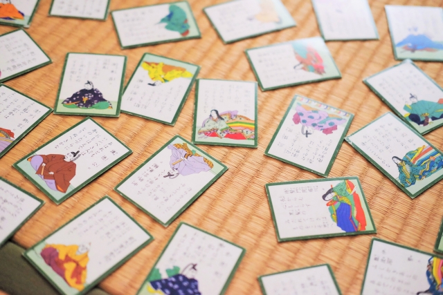 羽子板 羽根突き のルール遊び方をシンプルに解説！意味と罰ゲームも！カレットライト