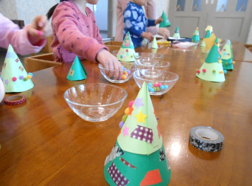 保育園でのクリスマス会。コスチュームやゲームで盛り上がろう保育士の転職・採用は 保育士バンク！