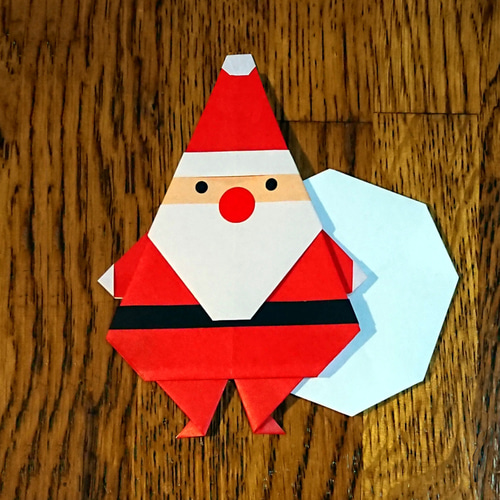 サンタクロースの折り紙☆簡単な折り方 ３歳児～クリスマス製作