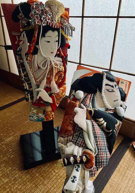 お正月は羽根つきで遊ぼう！意味や由来、保育に役立つ遊び方保育士の転職・採用は 保育士バンク！