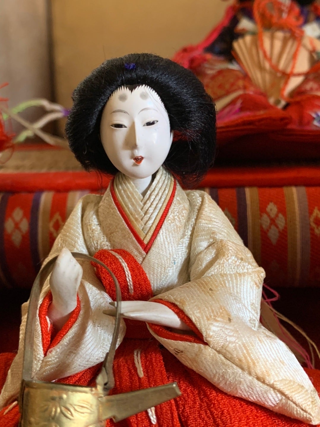 一人だけ年上？三人官女はお内裏様のお世話役人形の東玉