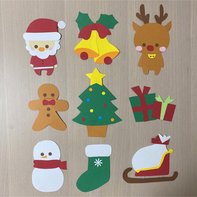 クリスマスリースの壁面飾り カッティングマシンでかんたん工作イラストレーター イシグロフミカnowanowanかわいい保育のイラスト・ 壁面