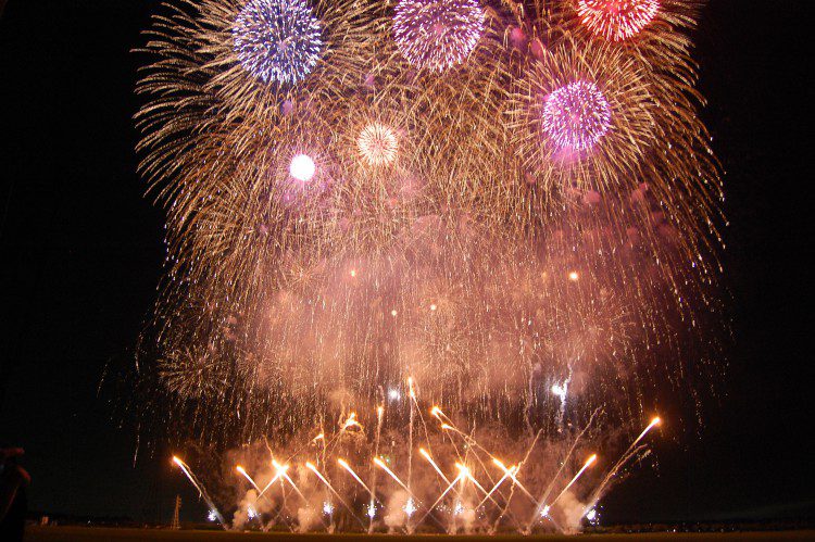 96,800点を超える花火の映像素材とロイヤリティフリー映像 - iStock夏, 祭り, 夏祭り