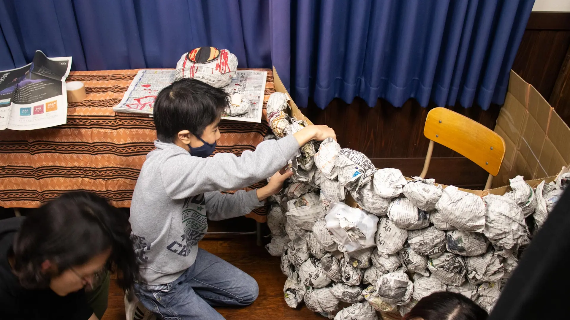 ハロウィン迷路あそび手作りお化け屋敷保育園 幼稚園