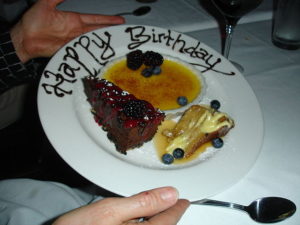 クロスロード・アジア:タイ語 あけましておめでとう 新年の挨拶