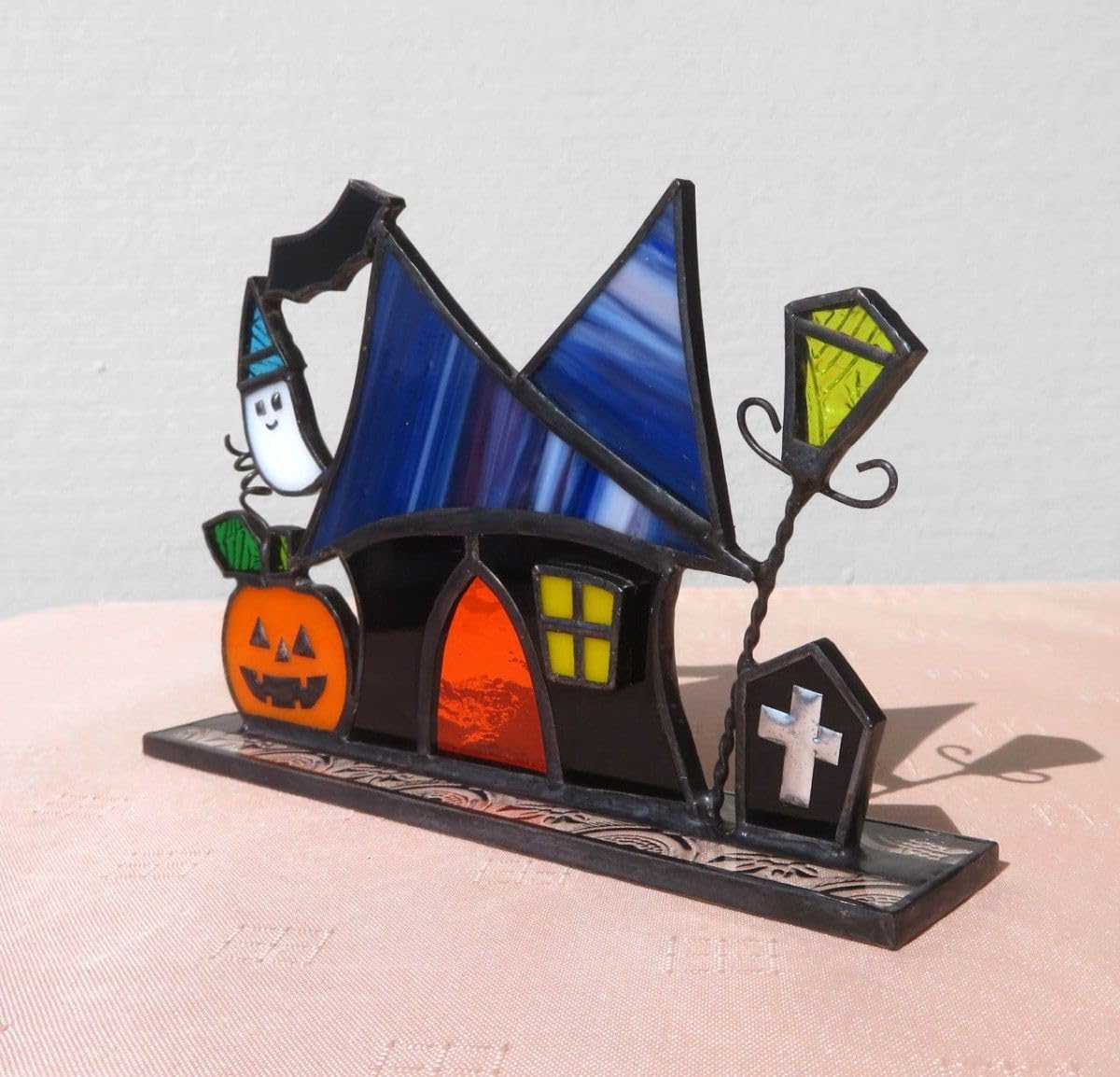 ステンドグラス ハロウィン ハロウィンはステンドグラス風に華やかに神戸市須磨区