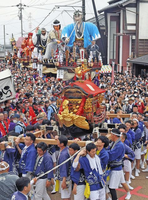 祇園祭の主役は三基の神輿！「神幸祭」と「還幸祭」の勇壮な神輿渡御は必見京都府トラベルjp 旅行ガイド