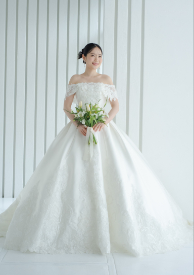 YUMI KATSURA OFFICIAL WEBSITEユミカツラ公式サイトブライダル ウエディングドレス