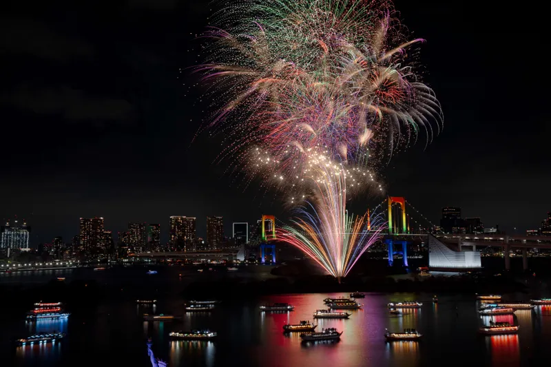 2024最新 お台場の人気クリスマスデートスポット！ディナーにぴったりなレストランも紹介aumo アウモ