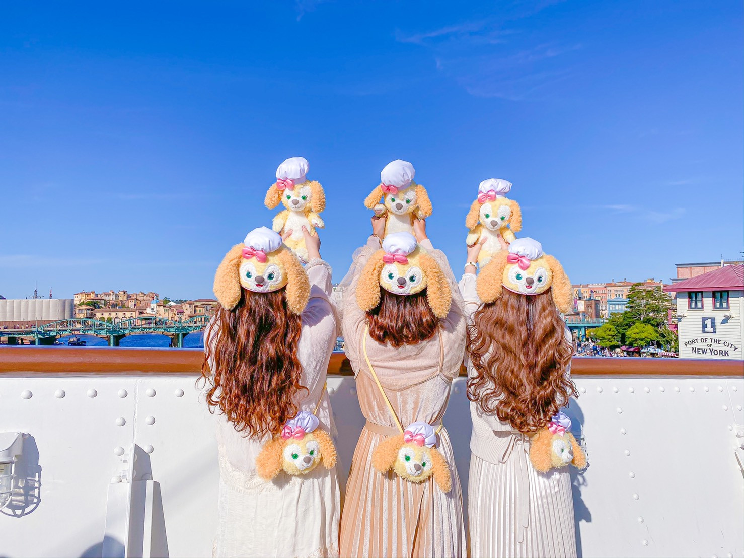 2024秋冬 ディズニーコーデ特集 - 大人可愛い！テーマパーク仕様の着こなしまとめMORE