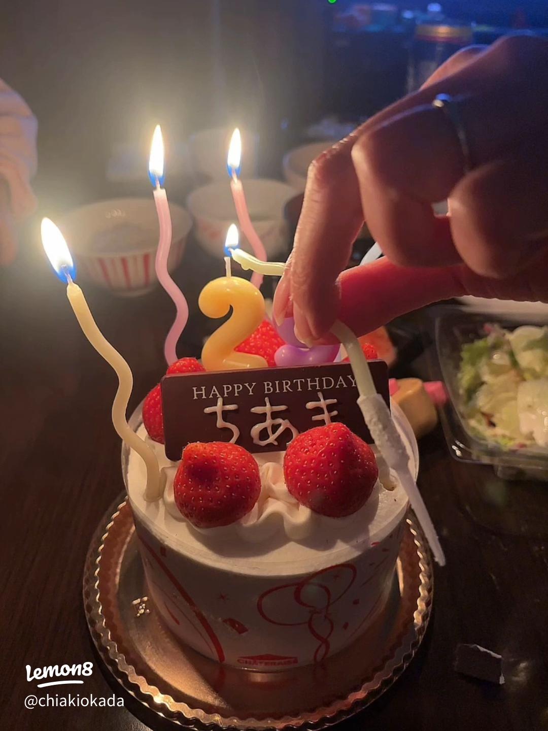 ダイソーのグッズで誕生日の飾り付けが揃う！サプライズパーティにもぴったり♪folk