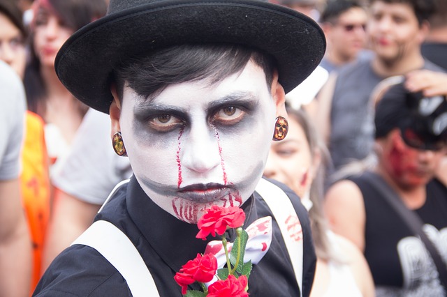 コワ〜い かわいい 簡単！ハロウィンメイク特集リビングえひめWeb