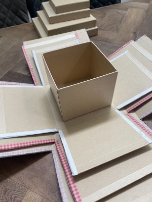 マトリョーシカお菓子ボックス喜んでもらえる渡し方 作り方ゆきちぶろぐ