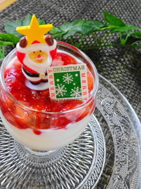 クリスマス グラスケーキパフェ by よっきークックパッド簡単おいしいみんなのレシピが392万品