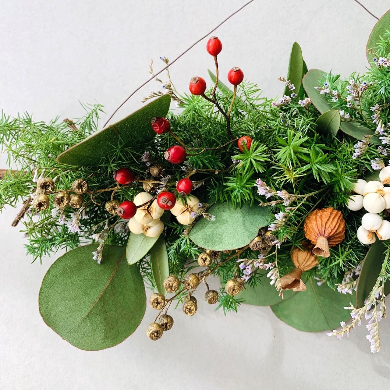 横長のクリスマス壁飾りドライフラワースワッグと布雑貨greenstitch
