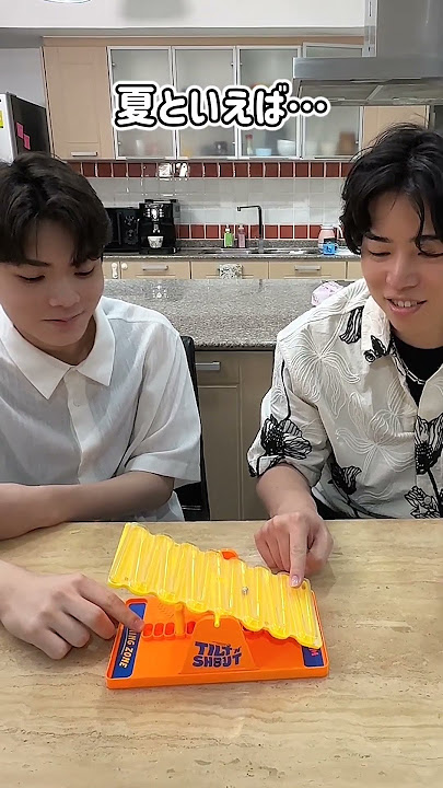 北海道の夏と言えばここ『四季彩の丘』❗️ 北海道の夏と言えばココ。 ようやく色付いて綺麗になったようなのでご紹介。私も毎年必ず行っていてこれは2022のベストショット。 今年も8月中には行きたいなぁ。japanhokkaidobiei四季彩の丘北海道旅行