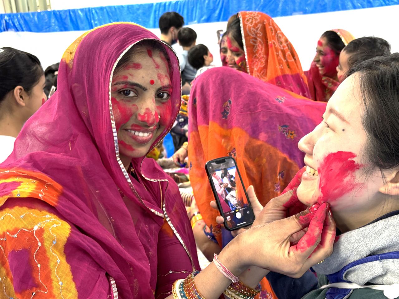 インドのホーリー Holi 祭を解説！カラフルで危険なお祭りに参加できる？インド宮廷料理 マシャール