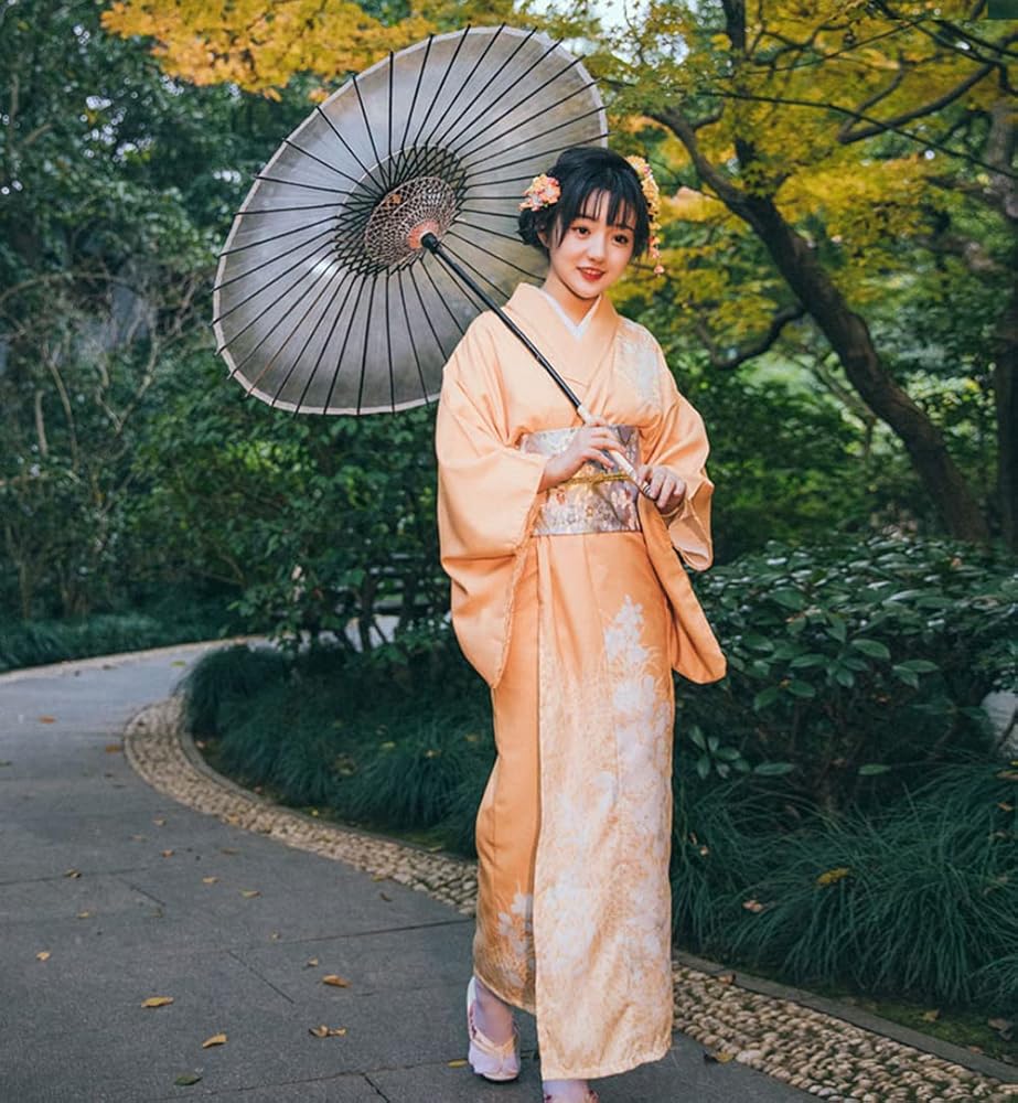 お正月にぴったりの着物柄や小物とは？初詣にふさわしい着こなし方を紹介！着物大事典 きものコラム京都、浅草で着物・浴衣 を楽しむなら、着物レンタルVASARA