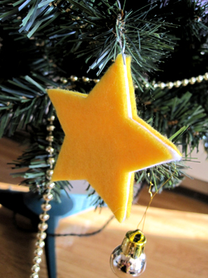 フェルトのクリスマスツリーの作り方 手順8その他その他 アトリエハンドメイドレシピ 作り方 と手作り情報サイト