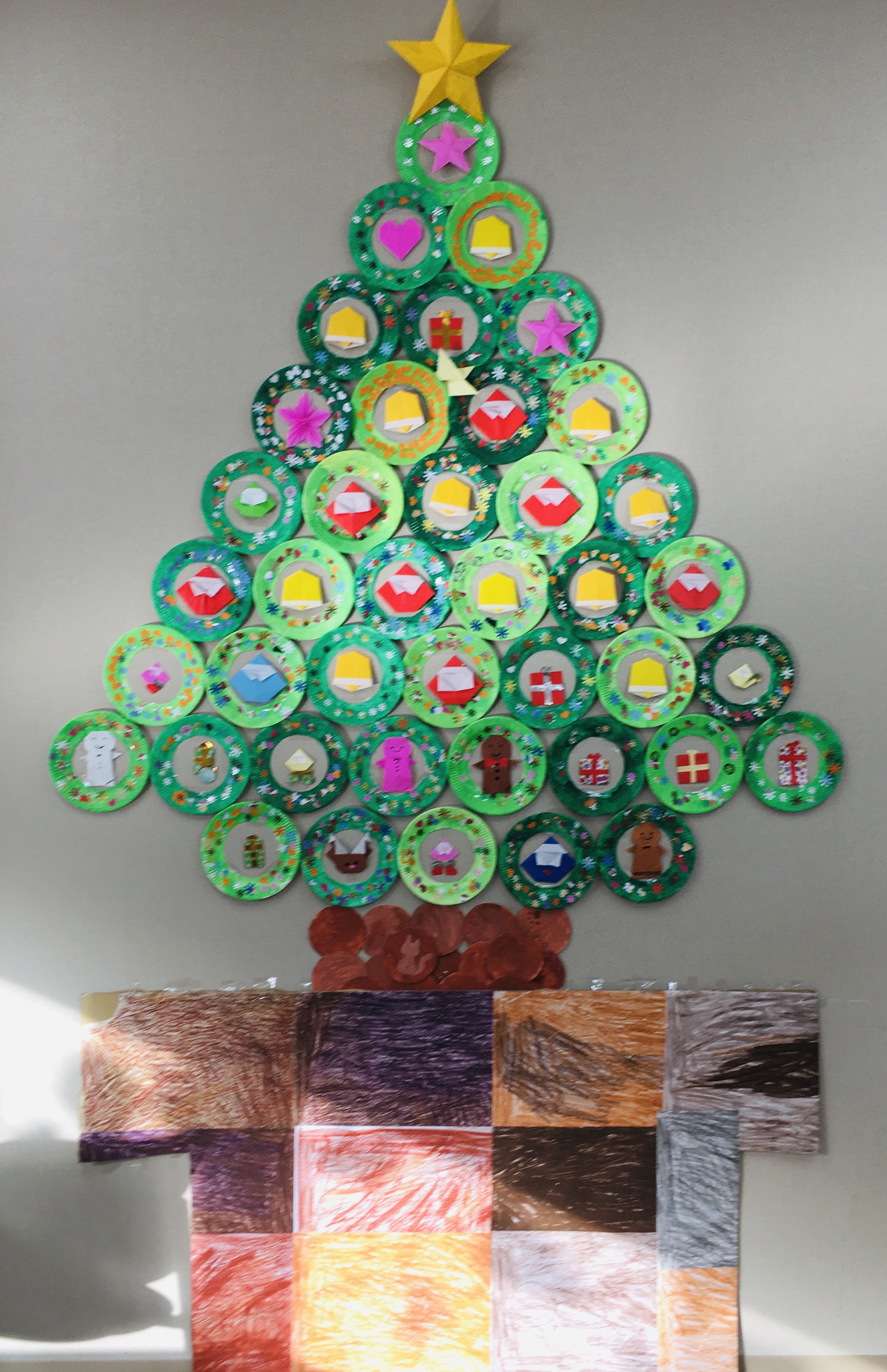 12月壁面飾り ポインセチアクリスマス飾り 簡単 12月 ポインセチア壁飾り 高齢者レク