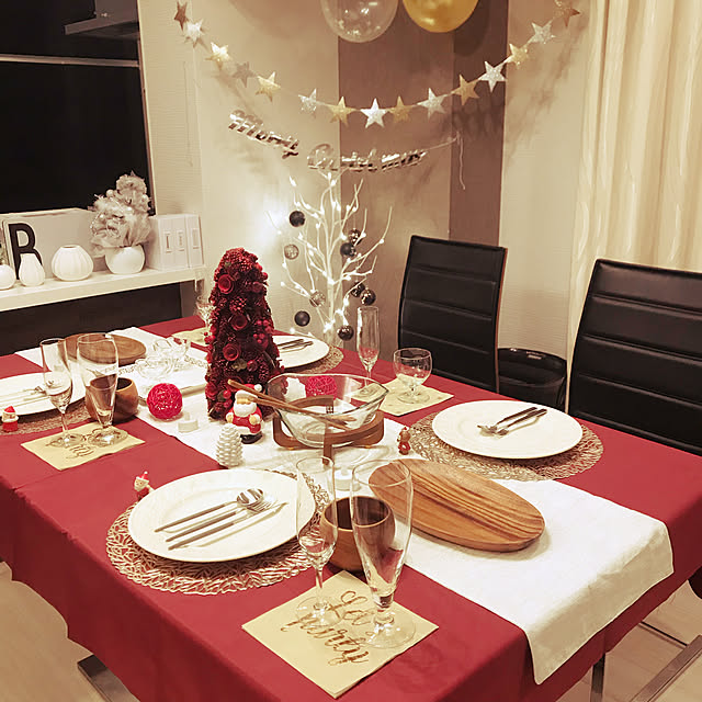 ゴールドでクリスマス・テーブルコーディーネート