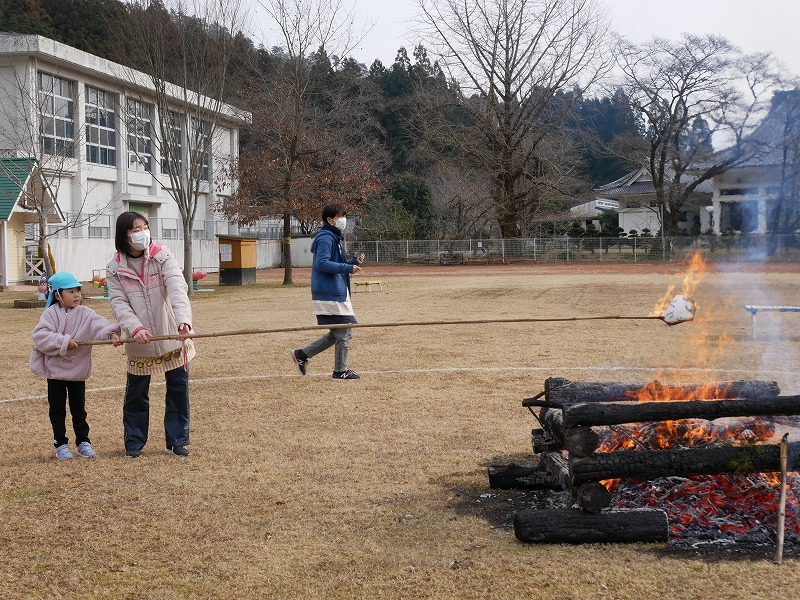 新年！おもちつき大会と、どんど焼きの行事 訪問しました～🌟社会福祉法人 横浜社会福祉協会