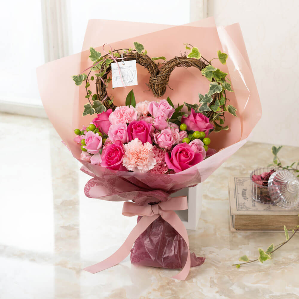 彼女の誕生日に贈るべき花は？選び方やおすすめの花を紹介！-THE ROSE MAGAZINE