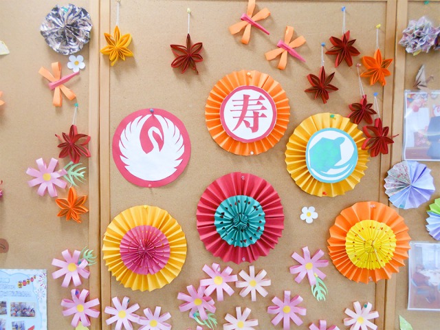 敬老会飾り」のアイデア 140 件 2025敬老会, 飾り, お正月 飾り