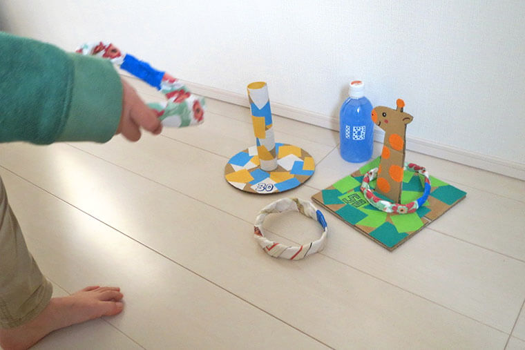 おうちで夏祭り！〜海の中のキラキラ輪投げ・おばけの空気砲射的・ひとくちチョコバナナつづる