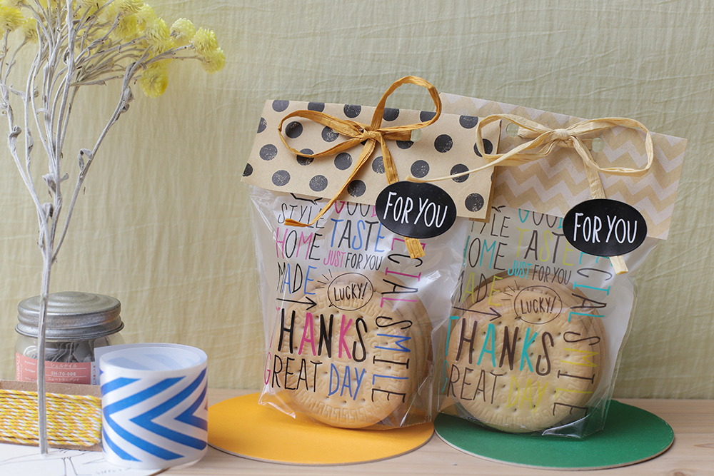 写真ギフトラッピングはセリアで！「ラッピングクリップ」が便利！LIMOくらしとお金の経済メディア