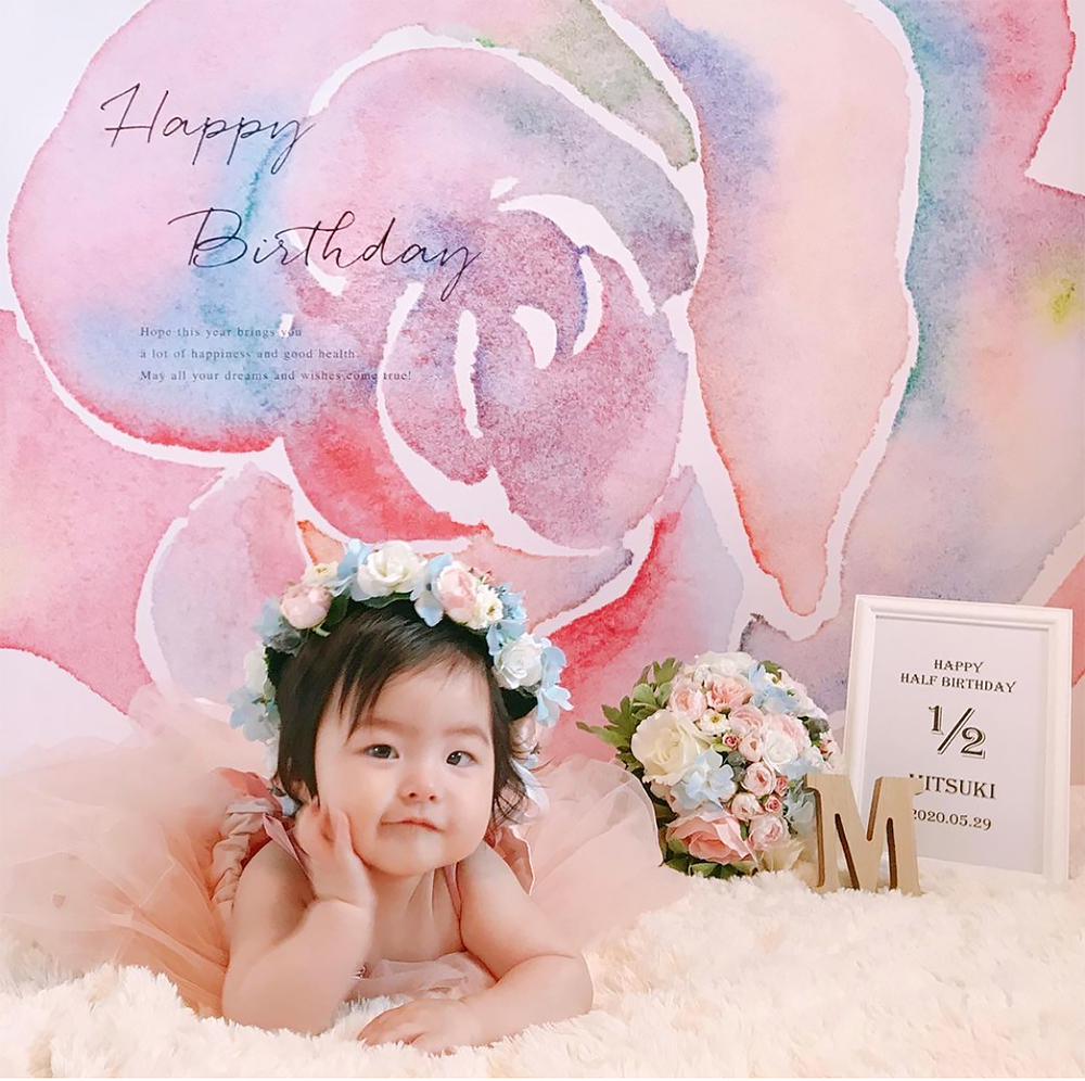 W040HAPPY BIRTHDAY banner木製 バースデーバナー 誕生日 ハーフバースデー 1歳 撮影アイテム お名前オーダー可能送料無料Airie