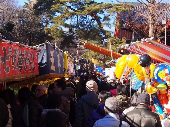 2025年高幡不動尊の初詣 臨時駐車場や屋台についてもすし おおまさの公式HP