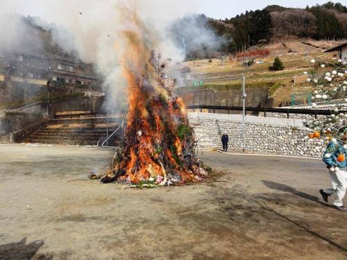 東京・日野の地域で再興した小さな伝統行事「平山どんど焼き」をレポート株式会社オマツリジャパン