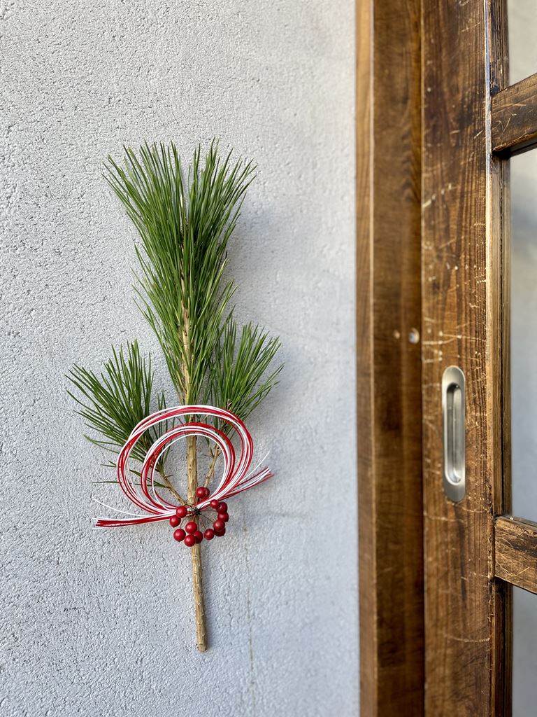 お正月飾りの手作り遊びまとめ集〜門松やしめ縄、獅子舞や鏡餅など製作遊びが大集合！〜保育と遊びのプラットフォーム ほいくる