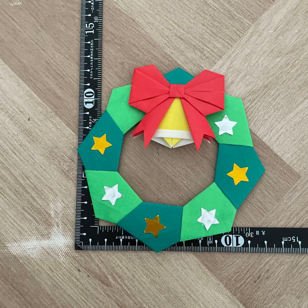 折り紙 クリスマスリースの簡単な作り方～How to make an easy origami christmas wreath～簡単折り紙教室