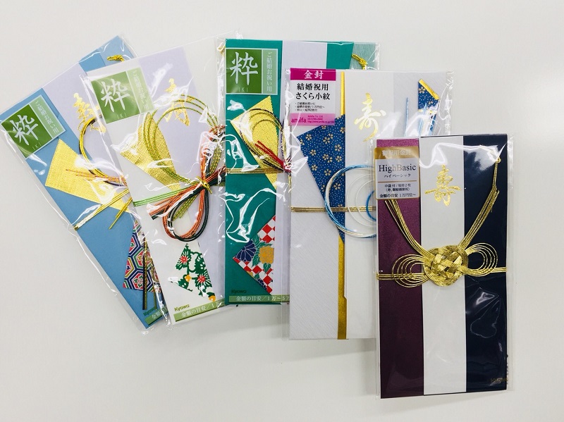 セリアで発見！トイ・ストーリーのキャラクター・ロッツォの袋がカワイイ 本日のお気に入りkufura クフラ 小学館公式