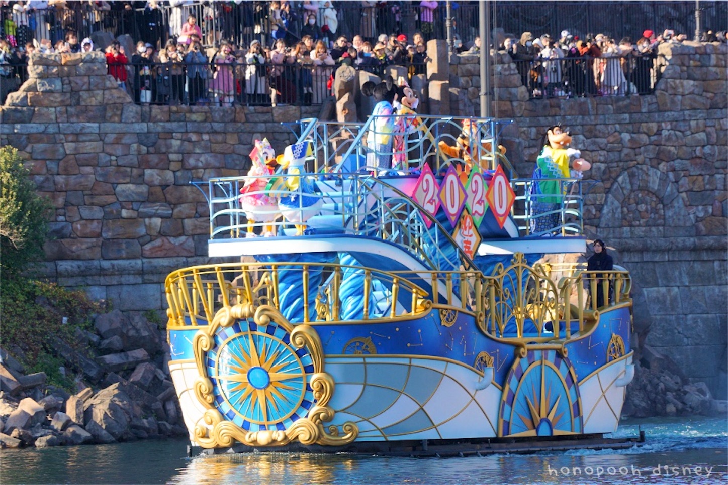 2025年 東京ディズニーランド＆シーの正月イベント7選限定グッズ・グリーティング・和スイーツ満載！