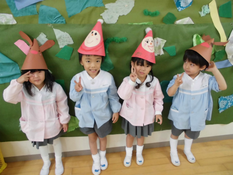 みんなの投稿色画用紙のクリスマス帽子保育と遊びのプラットフォーム ほいくる