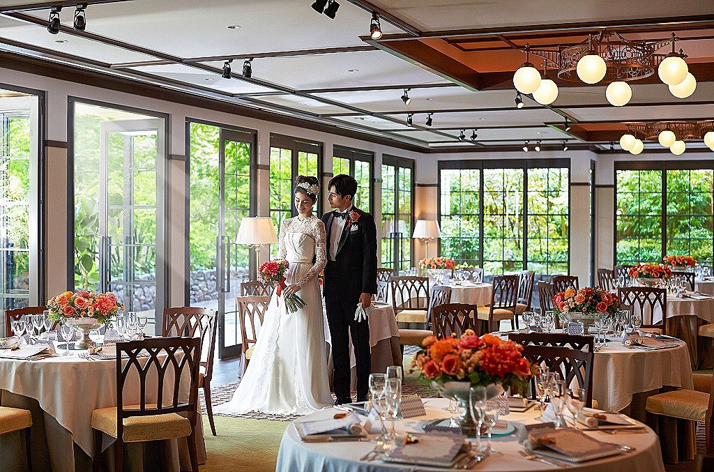 大人花嫁がトキメク♪ 和風モダンなテーブルコーディネートや装花でオリジナルの結婚式をマイナビウエディング プレミアムヴェニュ