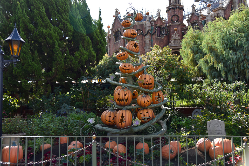 期間限定 ホーンテッドマンション