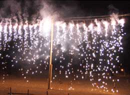 ナイアガラ仕掛け花火に感動！ウォーカープラス