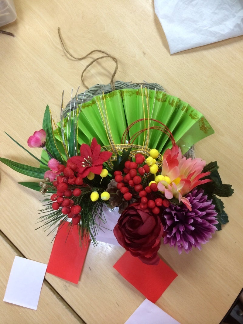 お正月に楽しむ制作アイデア集高齢者介護をサポートするレクリエーション情報誌『レクリエ』